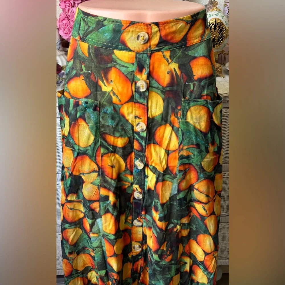 Anthropologie Maeve Midi Skirt Graphic Orchard Print Orange/Green color Size 4 - Picture 3 of 10